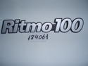 Letrero "Ritmo-100"